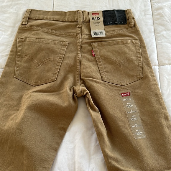 Brand New Boys Levi’s 510 Jeans Skinny from hip to ankle stretch - Picture 3 of 4